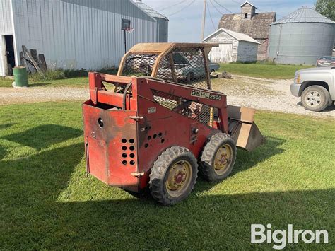 gehl 2600 skid steer specs